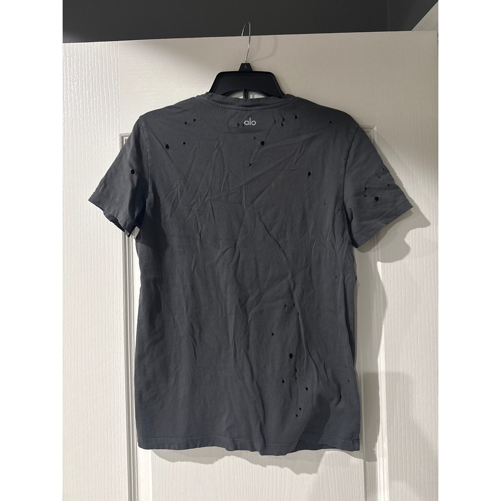 Alo Yoga Distressed Short Sleeve T-Shirt Charcoal Gray Cotton Hole Tee Small - Picture 4 of 5